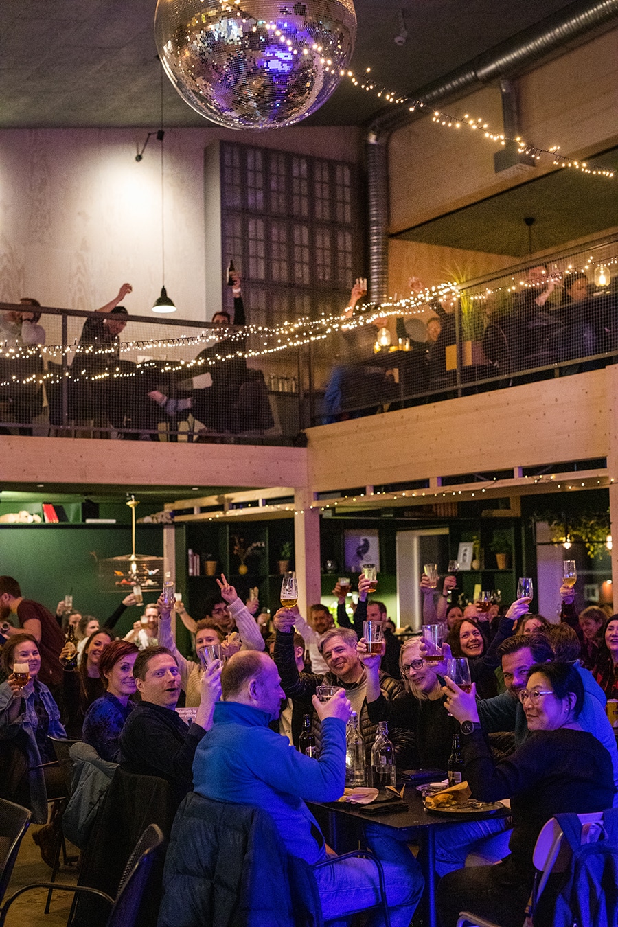 burgers and beer flyttar in vid regn trubadur musik skuleberget 4
